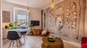 Sunny Design Apt in Praça das Flores by LovelyStay